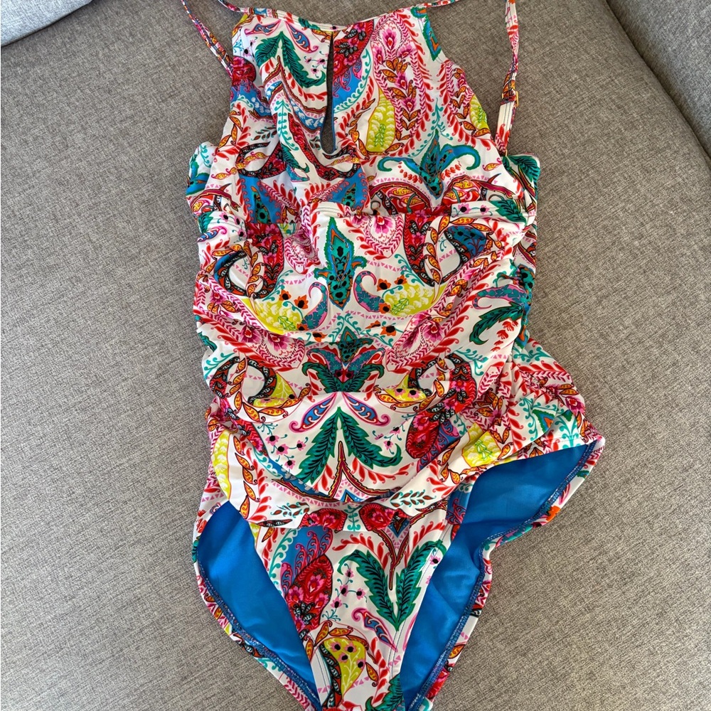 Vibrant Paisley Women's One Piece Swimsuit